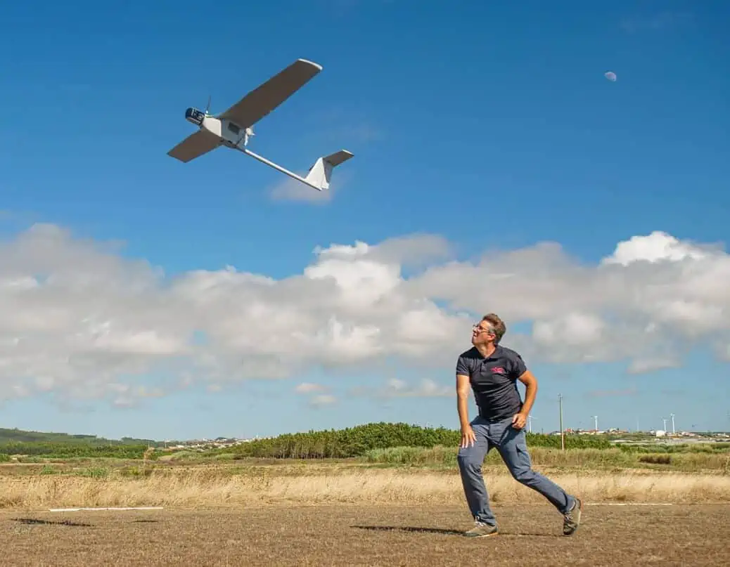 Hand launched UAV